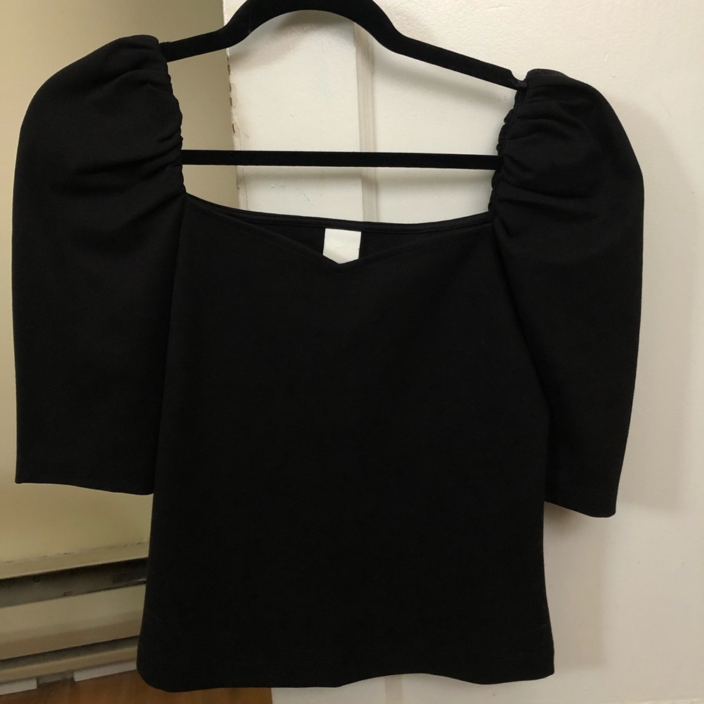 H&M puff sleeve shirt